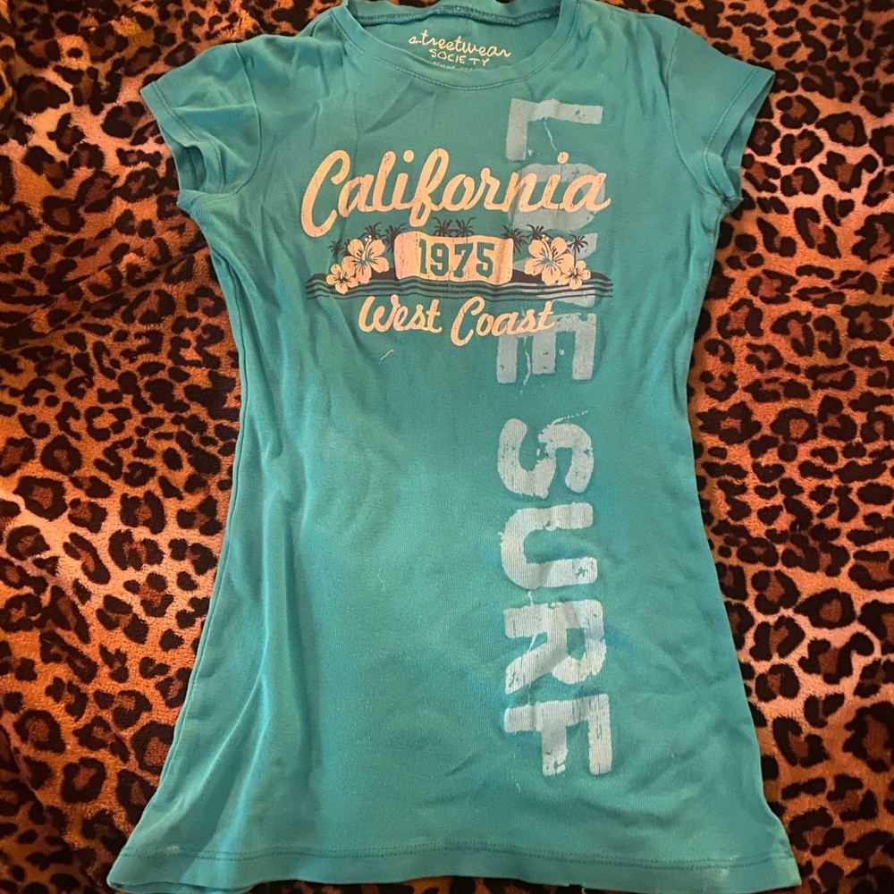 Streetwear society Surfer girl t shirt 💋